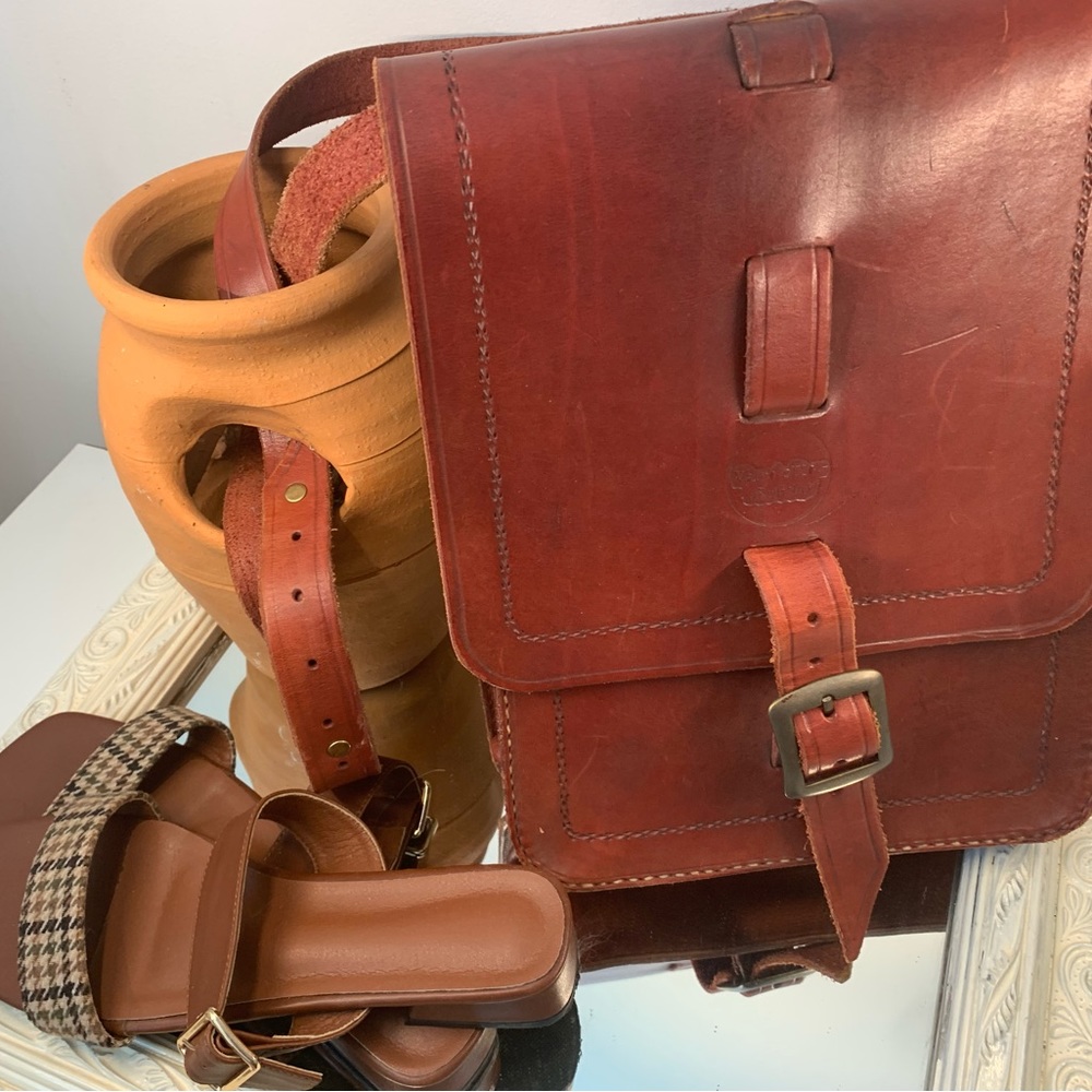 Bag hand made.